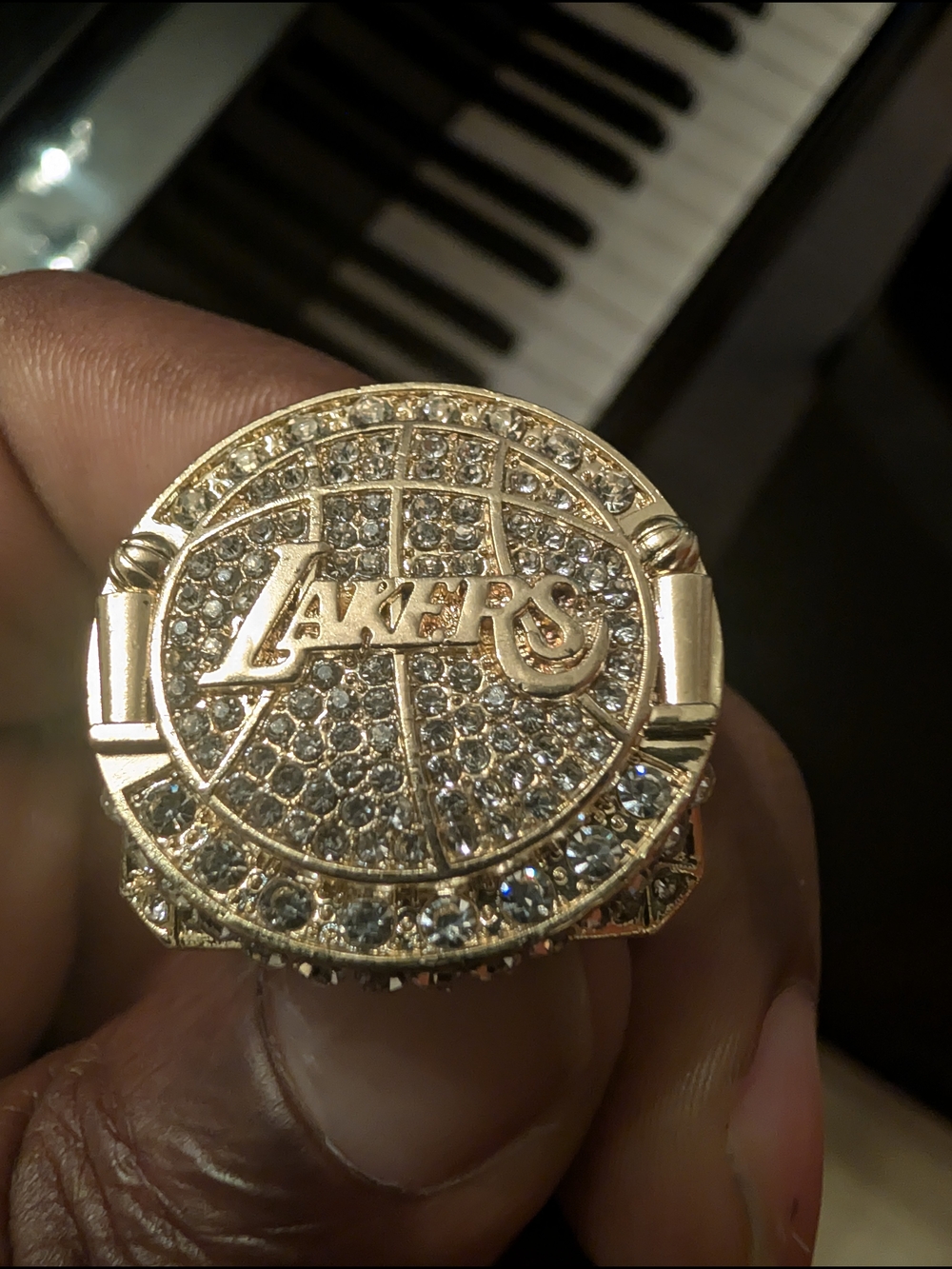 Los Angeles Lakers Goldtone Rhinestone Basketball Ring
